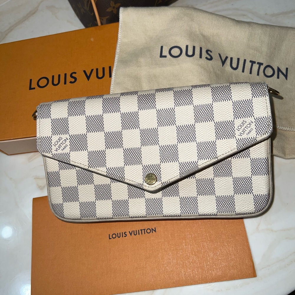 Louis Vuitton damier azur pochette felicie
